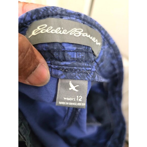 Eddie Bauer Women's Blue Patterned Shorts Size 12 Cotton Blend - Picture 7 of 8